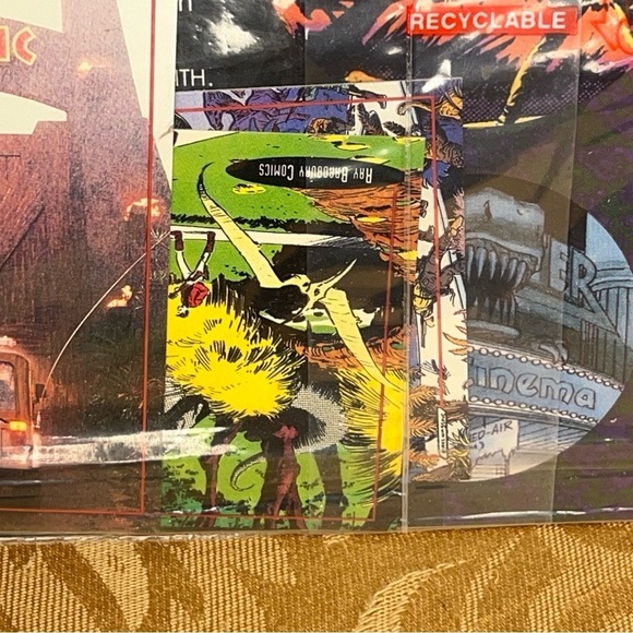 Ray Bradbury Comics #1 All Dinosaur Issue Sealed With Cards 1993 Topps Comics - Picture 3 of 10